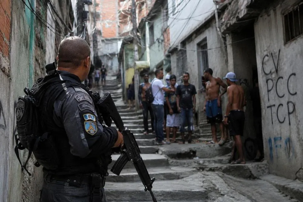 Facções cresceram, o Estado encolheu: as perguntas que o governo Lula não responde
