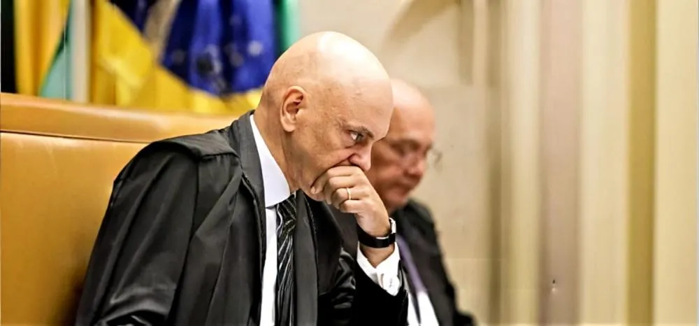 Flávio Bolsonaro tenta afastar Moraes de caso envolvendo Vorcaro e leva debate sobre imparcialidade ao STF