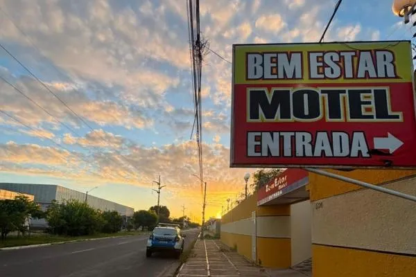 Quatro homens quebram itens de motel e situação termina em acordo na capital