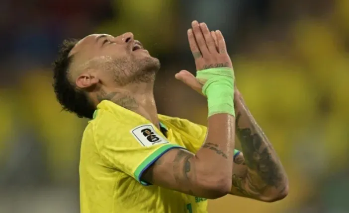 Neymar evolui na recuperação, mas estreia do Brasil na Copa ainda segue indefinida