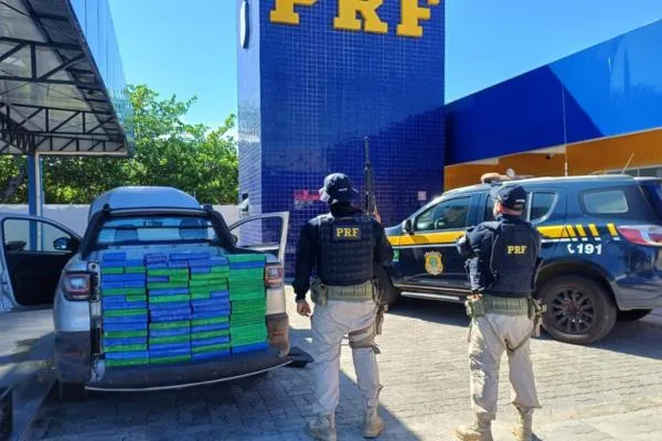 Homem é flagrado com 135 kg de cocaína durante abordagem da PRF, na BR-402 em Parnaíba