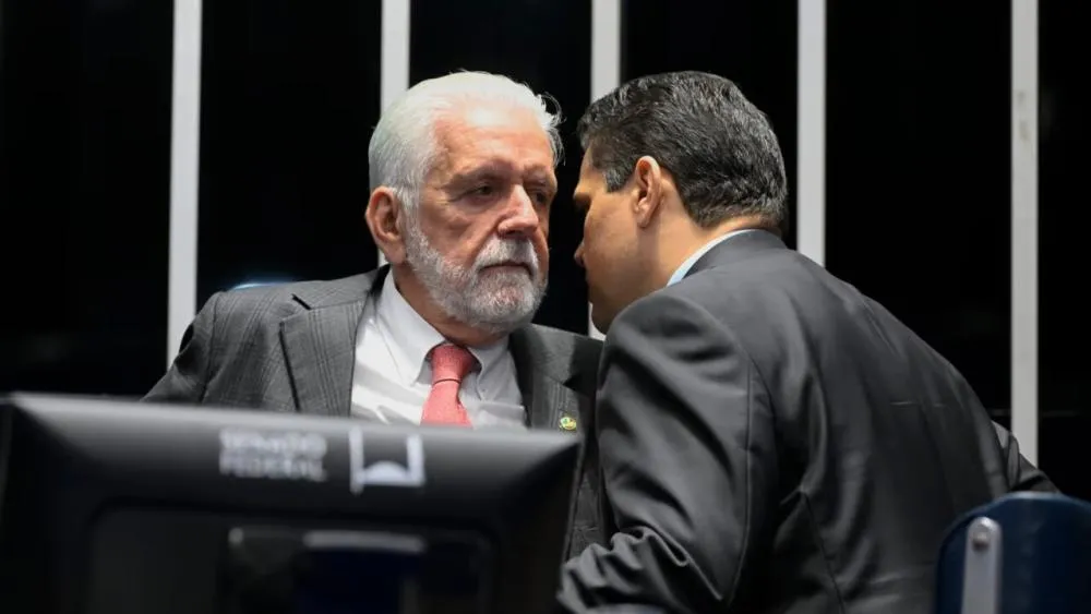 Master amplia alcance da crise e coloca Brasília sob pressão
