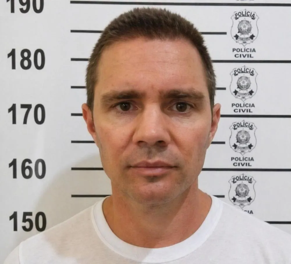 Criminoso invade residência da família Vorcaro e foge com bens de alto valor