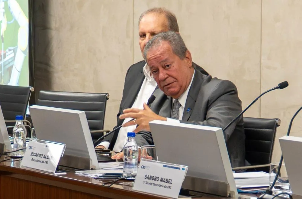 Presidente da CNI defende que Senado discuta modernização trabalhista à exaustão