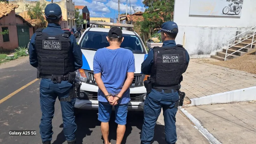 Polícia Militar prende suspeito de homicídio durante operação em Pedro II