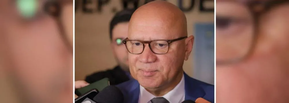 Franzé exonera todos os comissionados e diretores da Assembleia Legislativa do Piauí