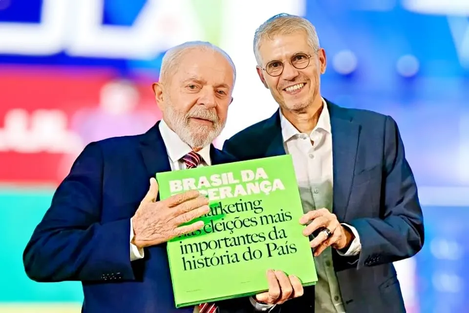 Lula e o homem da propaganda do governo, Sidônio Palmeira - Foto: Reprodução