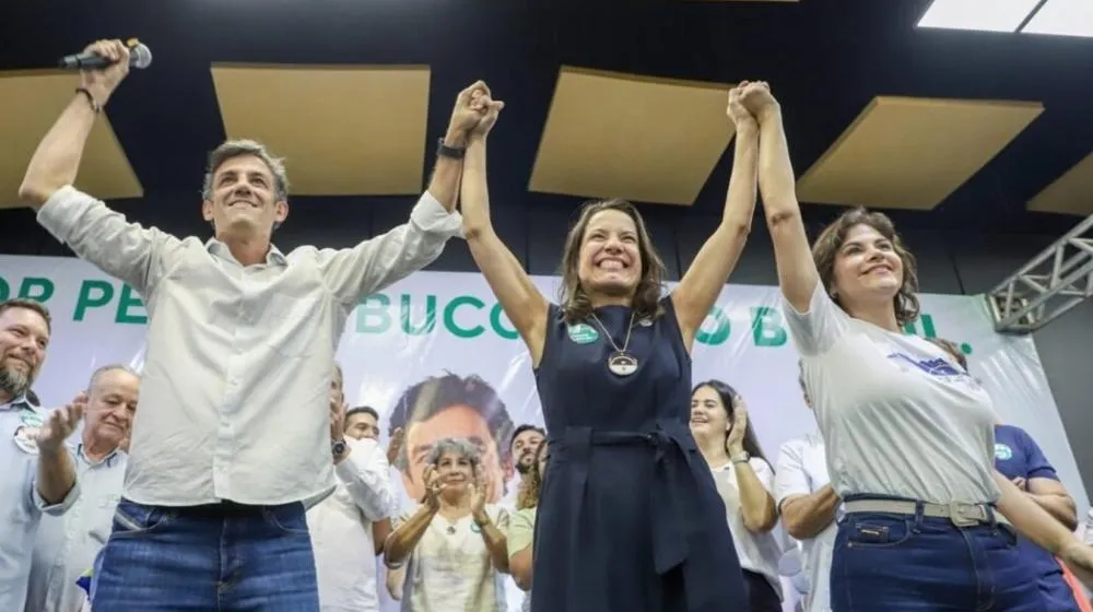 Raquel Lyra, candidata à reeleição, ela tem 45% das intenções de voto, contra 39% do ex-prefeito de Recife - Foto: Reprodução