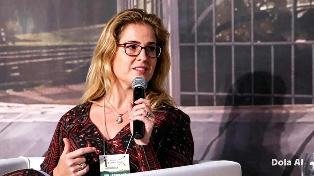 CNJ afasta juíza Gabriela Hardt por dois anos e prorroga investigação disciplinar