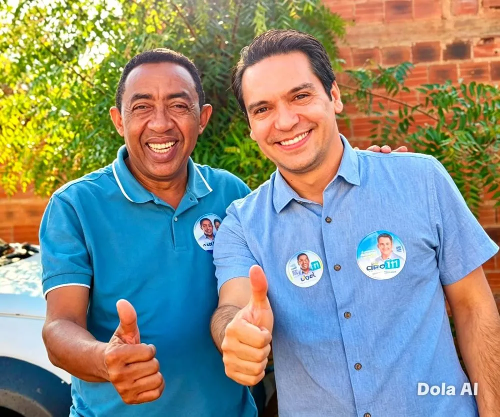 Joel e o prefeito Gilberto Júnior - Foto: Reprodução