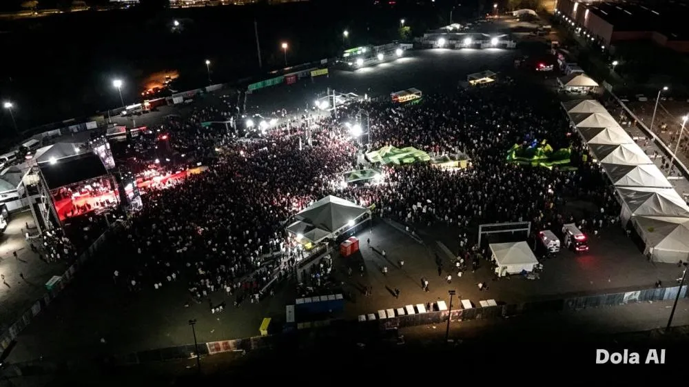 O evento reuniu um público significativo, mas atraído por transporte e lanche - Foto: Reprodução
