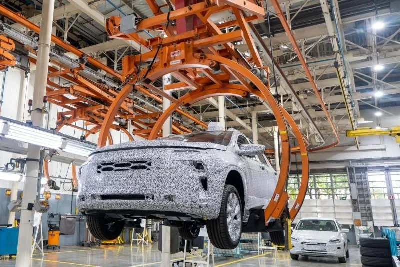 Brasil volta a acelerar, mas ainda está longe do auge da indústria automobilística