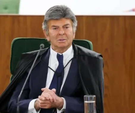 Ministro Fux cobra de Alcolumbre lista de acesso ao Senado - Foto: Reprodução