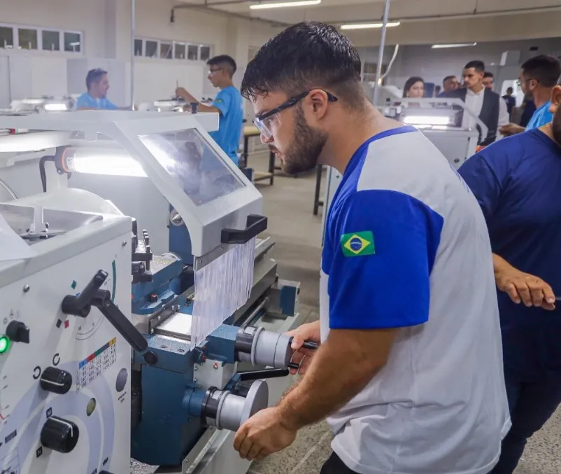 Piauí precisa qualificar quase 85 mil profissionais para indústria até 2027, segundo SENAI