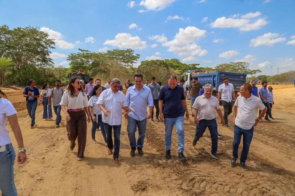 Ciro em visita a obras da Via Sul, em Teresina - Foto: Reprodução