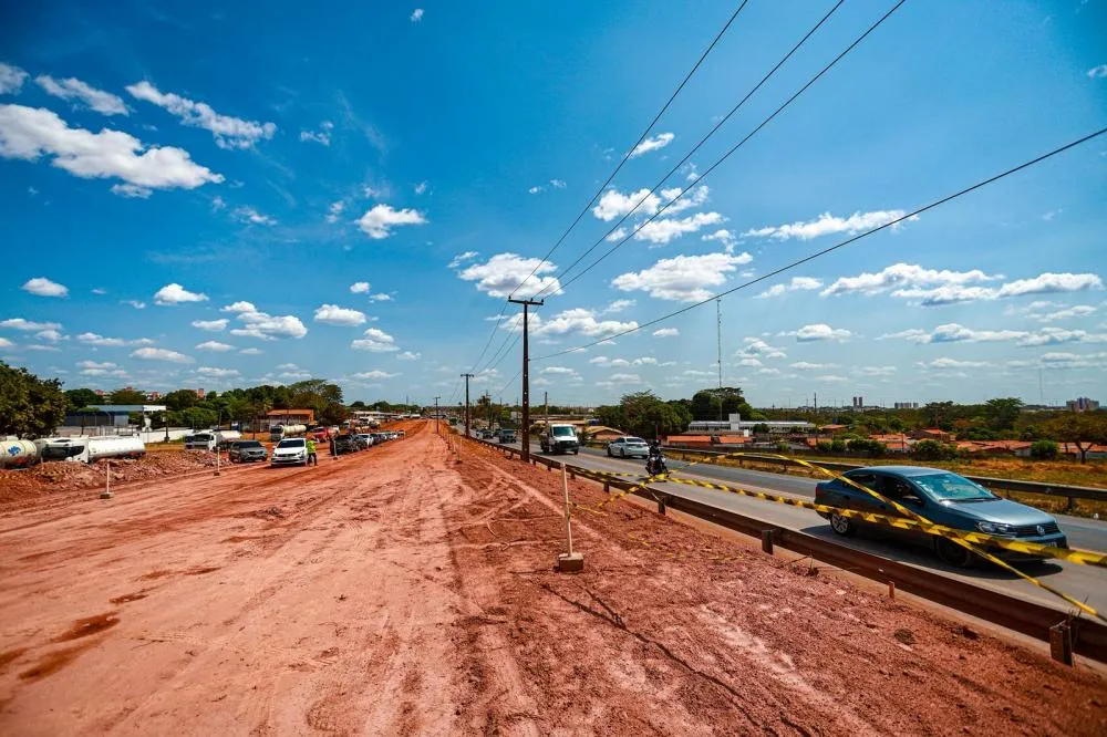 Obras na BR-343 provocam lentidão entre Teresina e Altos