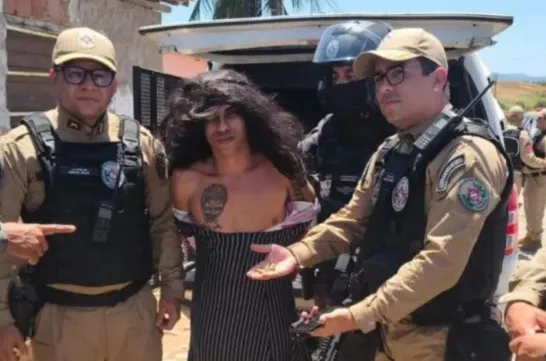Assassino em série tenta escapar vestido de mulher - Foto: Reprodução