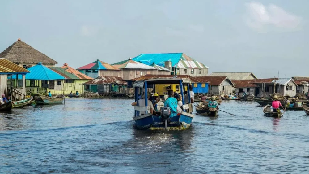 Conheça Ganvie: A maior vila flutuante da África