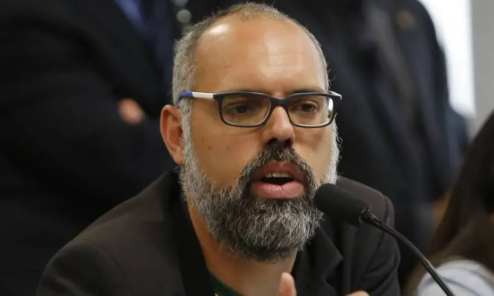 Allan dos Santos agora é motorista de aplicativo nos EUA