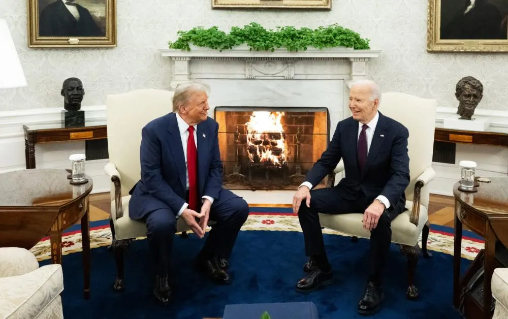 Trump e Biden se encontram na Casa Branca em meio à transição de poder
