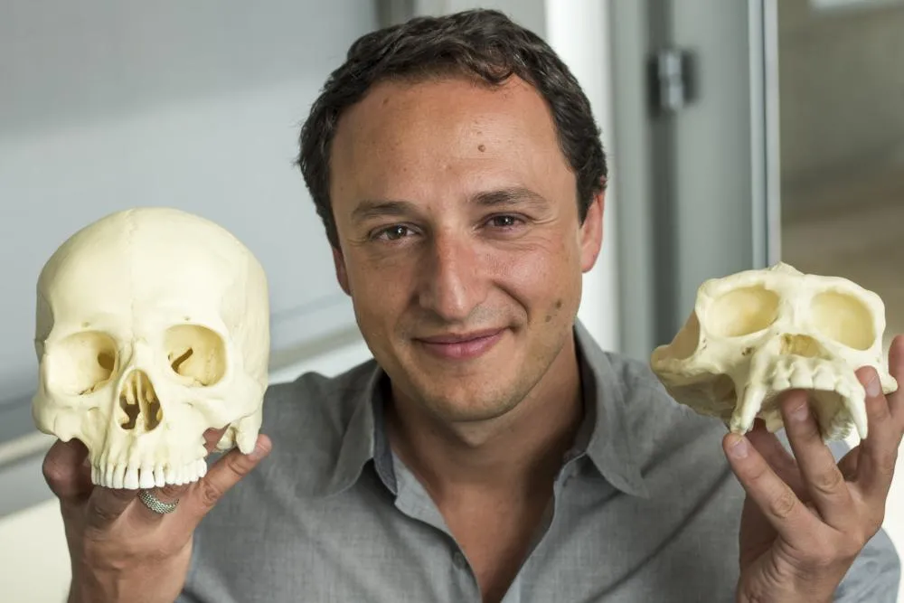 Saiba quem é o cientista brasileiro que lidera missão espacial pela cura do autismo