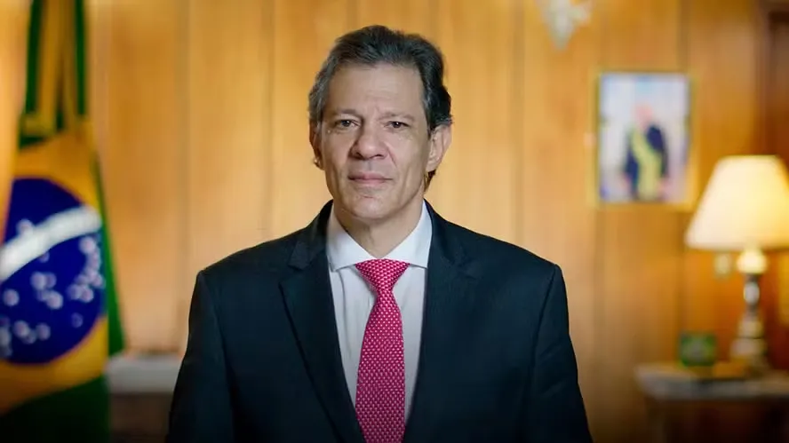 Governo anuncia pacote de contenção de gastos, mas mercado vê medidas como insuficientes