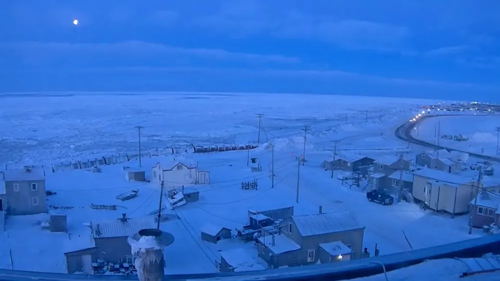 64 dias de escuridão: cidade no Alasca inicia noite polar