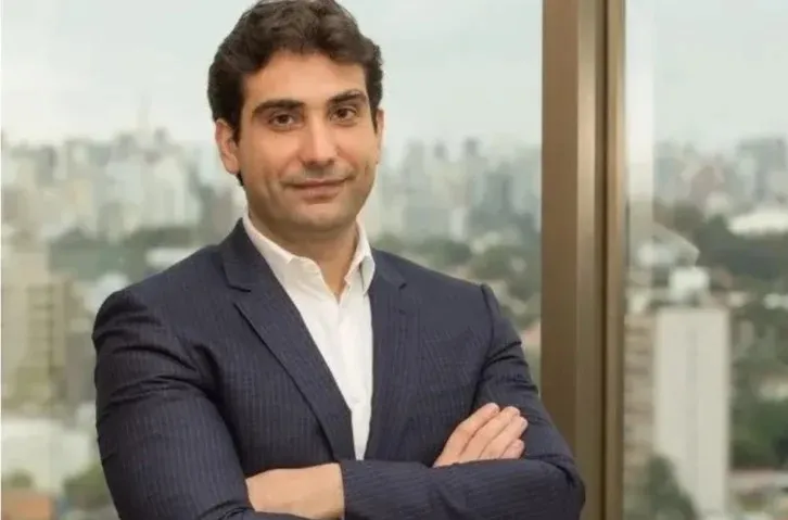 A tendência de juros altos: impactos e perspectivas para a economia brasileira