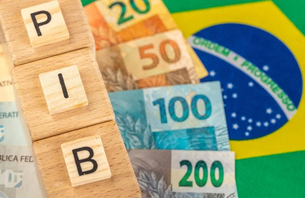 PIB cresce, mas Brasil cai no ranking econômico global