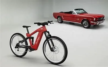 Ford surpreende com lançamento de e-Bikes inspiradas nos ícones Bronco e Mustang