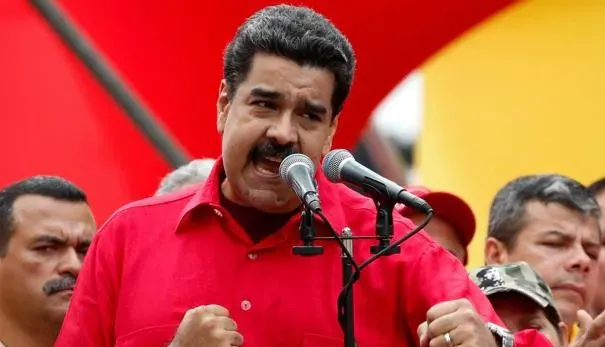 Maduro manda prender jornalistas que cobrem as manifestas sob acusação de terrorismo