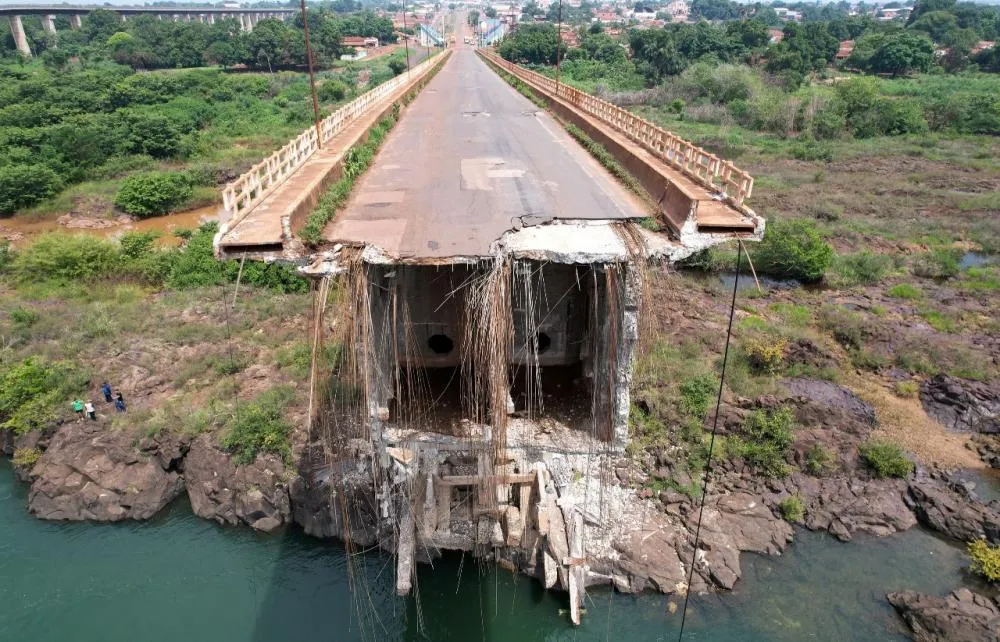 Ponte “reparada” desaba no Maranhão e expõe rastro de irregularidades em contratos milionários no Dnit