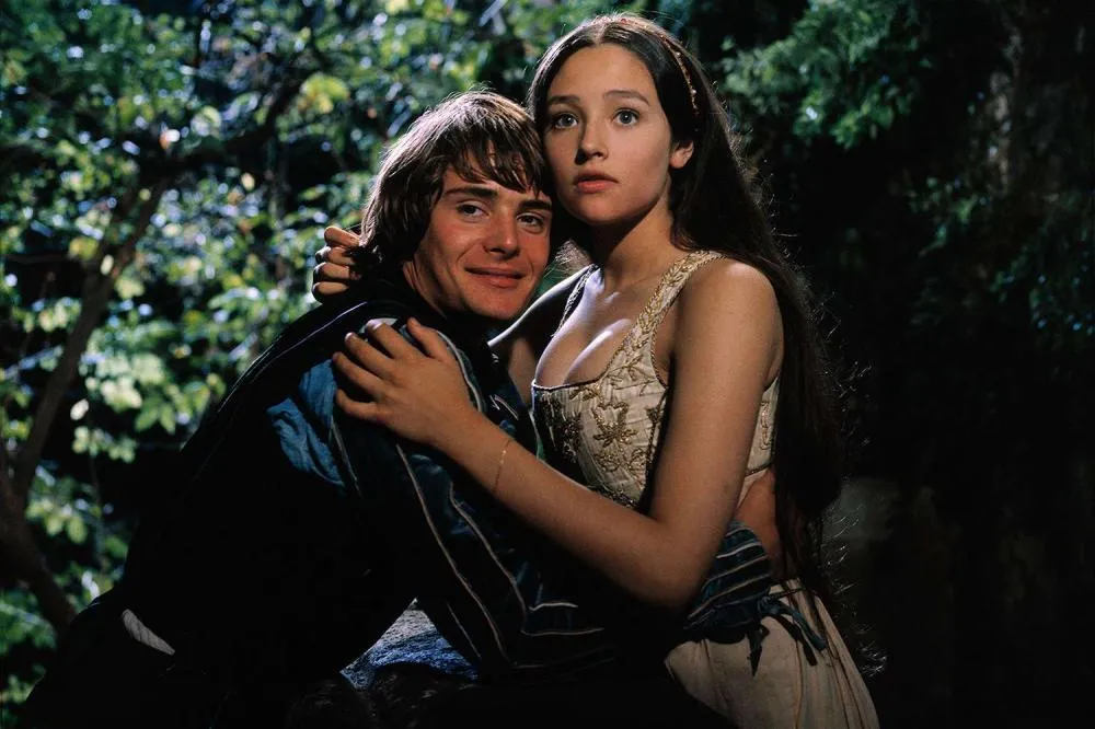Olivia Hussey, a eterna Julieta, morre aos 73 anos