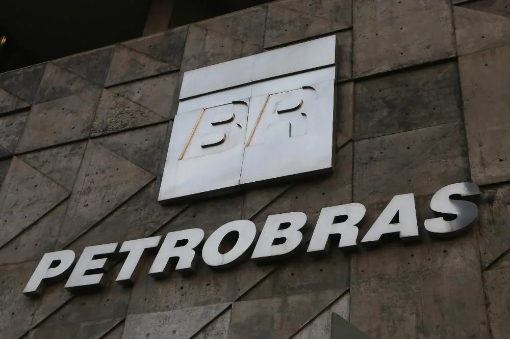 Governo minimiza prejuízo da Petrobras, fala em efeito temporário e reforça confiança em gestão de Chambriard