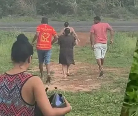 Recém-nascida abandonada em matagal luta pela vida no Piauí