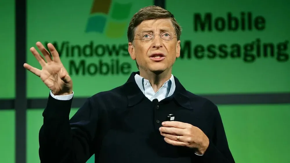 Bill Gates admite maior erro da Microsoft no mercado de smartphones