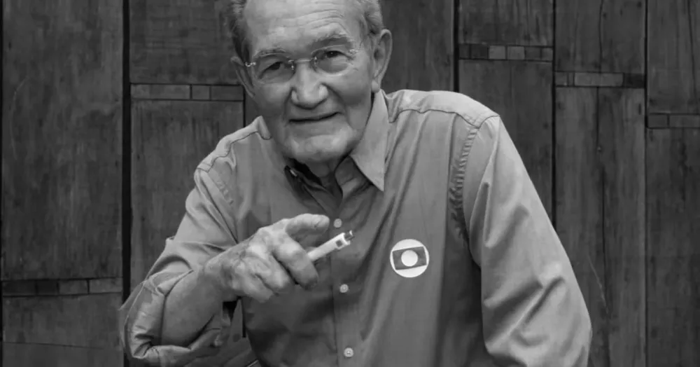 Morre Léo Batista, ícone do jornalismo esportivo brasileiro, aos 92 anos