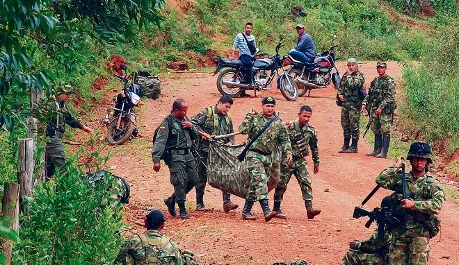 Confrontos na Colômbia: guerrilhas travam guerra implacável e população paga o preço