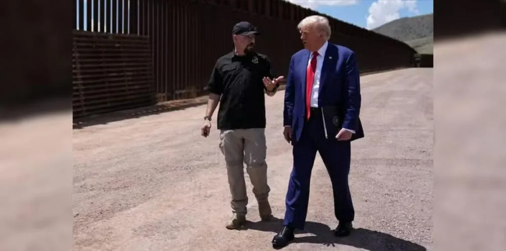 Trump cumpre promessas e inicia governo com medidas de impacto global