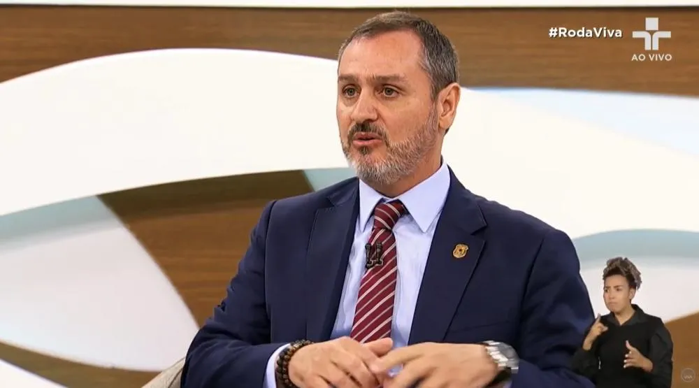 Polícia Federal conclui: Michelle e Eduardo Bolsonaro fora do inquérito da trama golpista