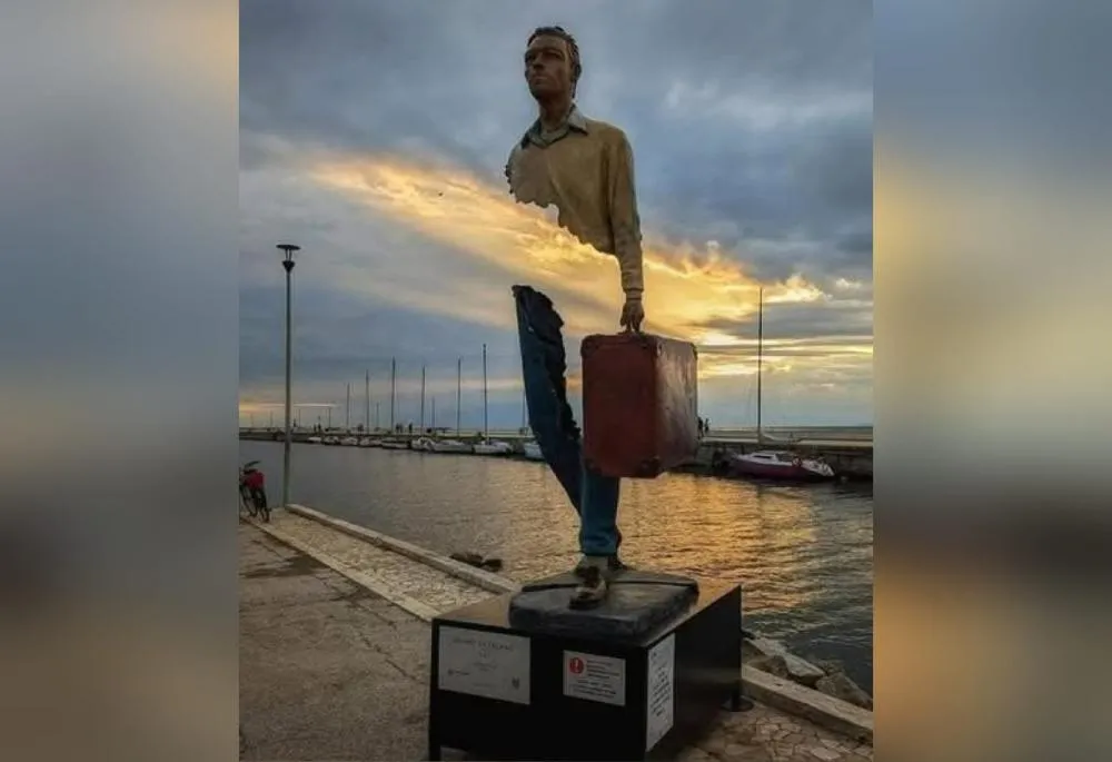 Bruno Catalano e “Os viajantes”: fragmentos da existência em bronze