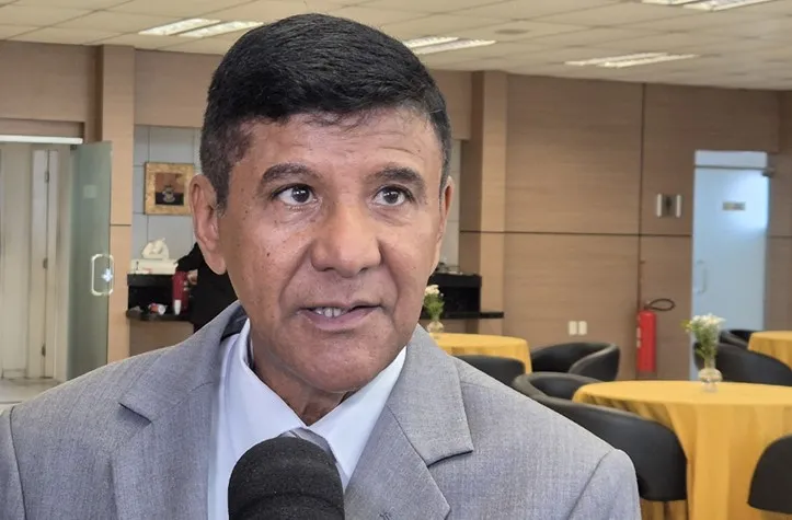 Projeto de lei prevê uso de desfibriladores no futebol amador de Teresina