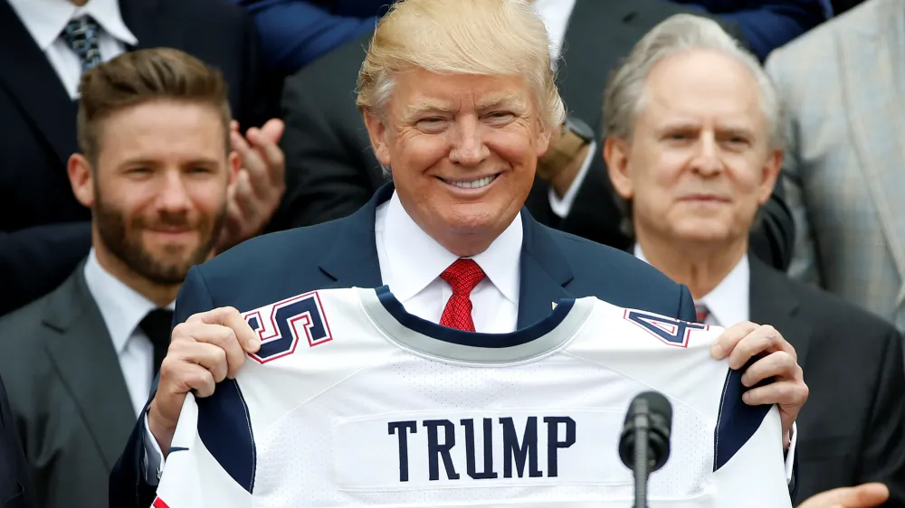 Trump fará história ao comparecer ao Super Bowl LIX