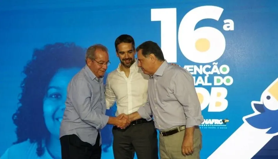 O futuro do PSDB: Entre a história e a sobrevivência