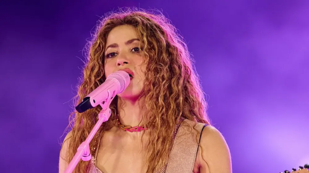 Shakira é hospitalizada no Peru e cancela show deste domingo