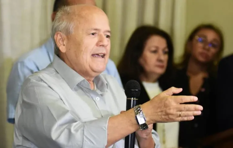 Charles da Silveira pede exoneração da Fundação Municipal de Saúde de Teresina