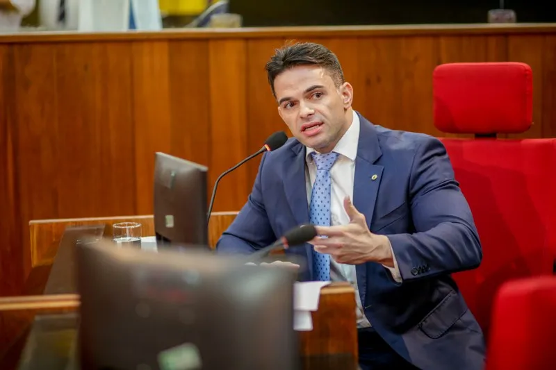 Deputado estadual piauiense faz duras críticas ao STF