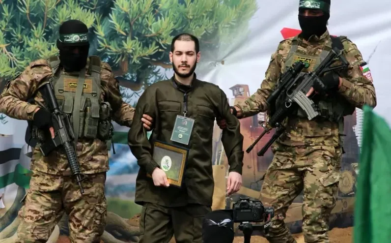 Impasse na libertação de prisioneiros: Israel endurece postura após provocações do Hamas