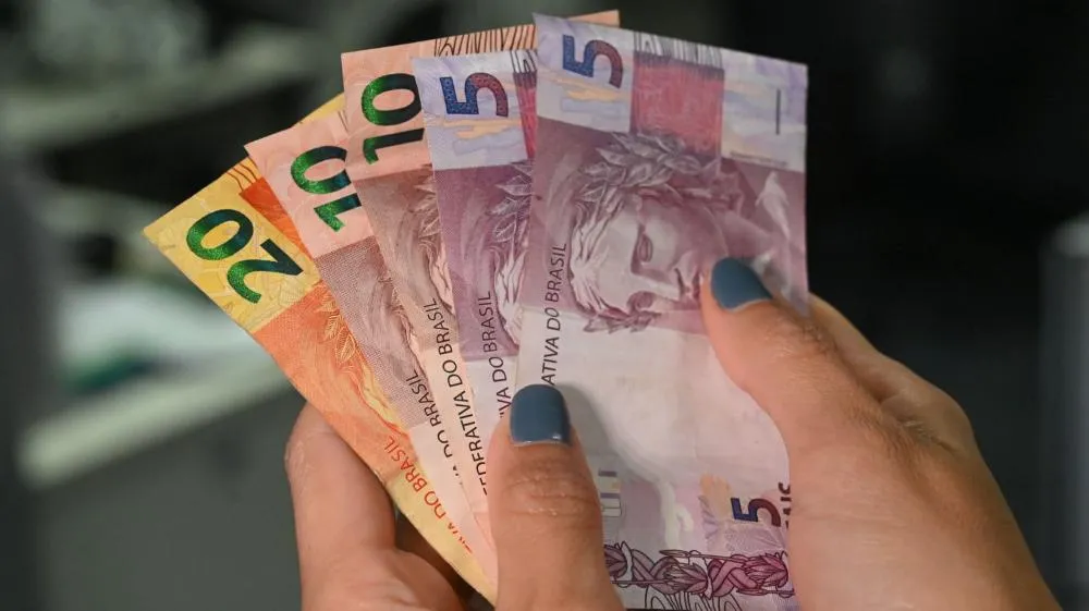 Demanda por crédito cai 7% em 2024