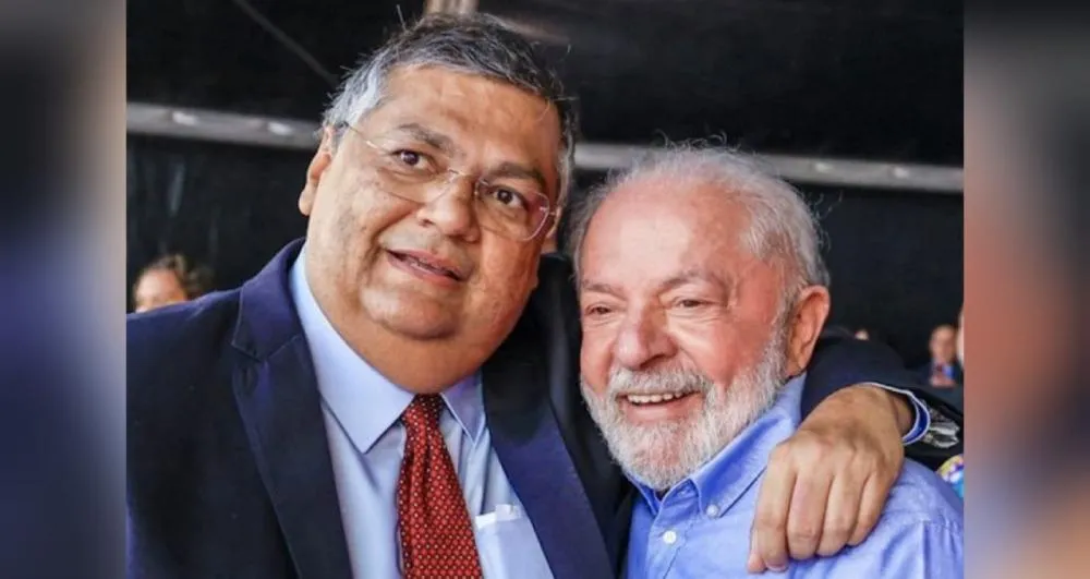 Tribunais de exceção e a defesa de Bolsonaro: julgamento justo ou cenário de parcialidade?